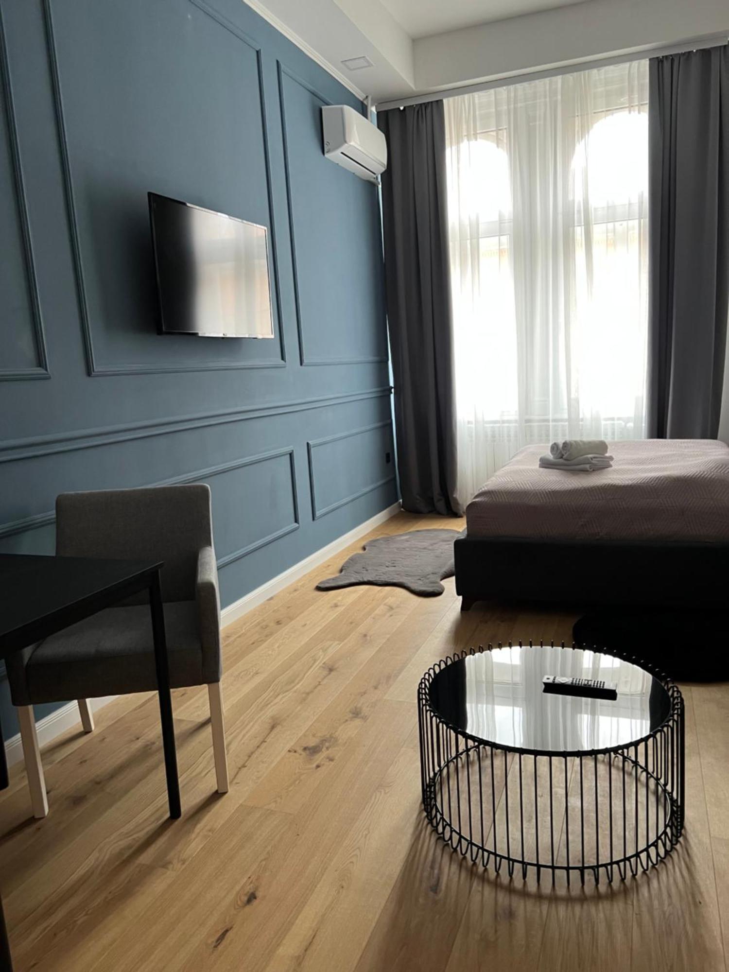 Room 44 Осиек Экстерьер фото