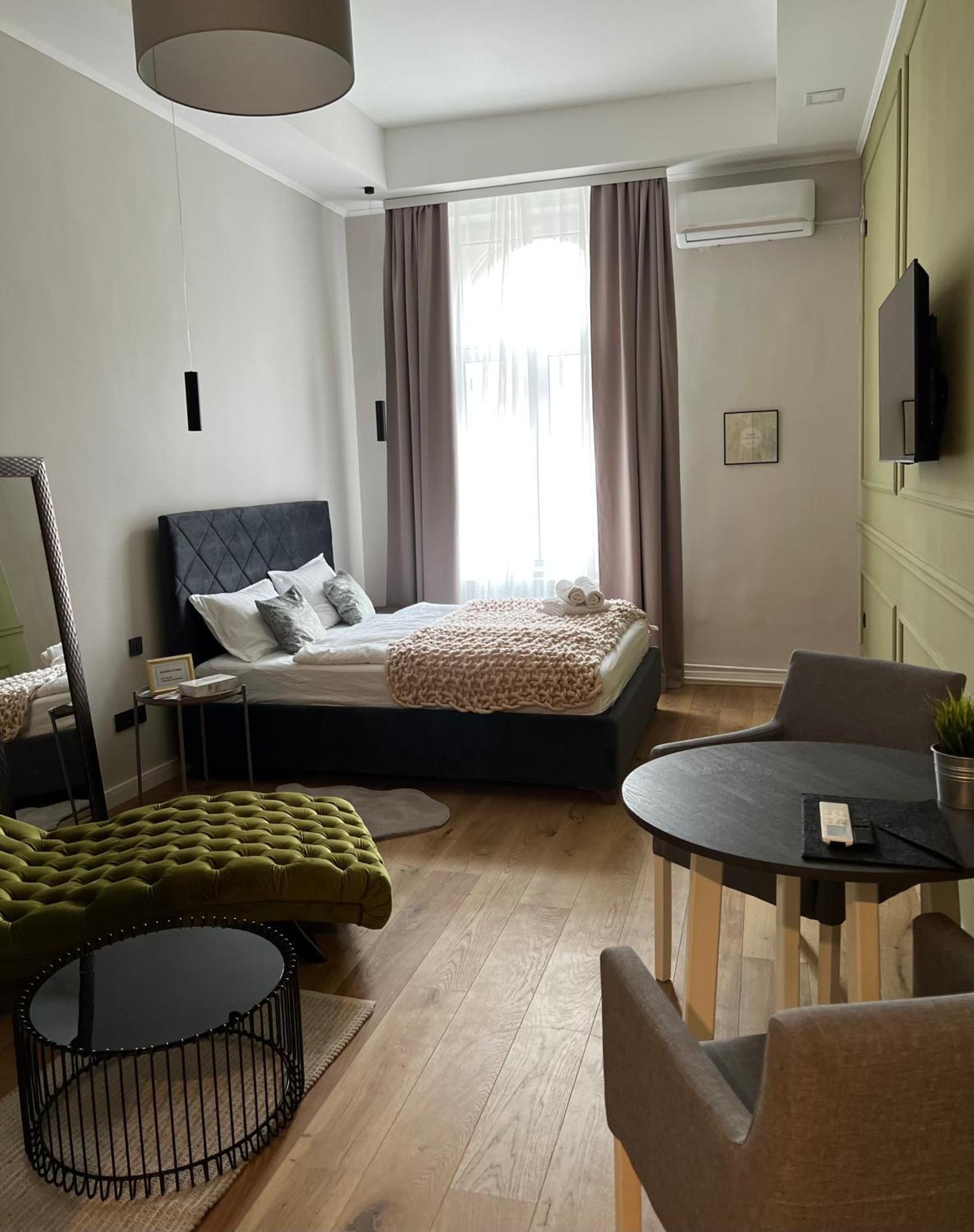 Room 44 Осиек Экстерьер фото
